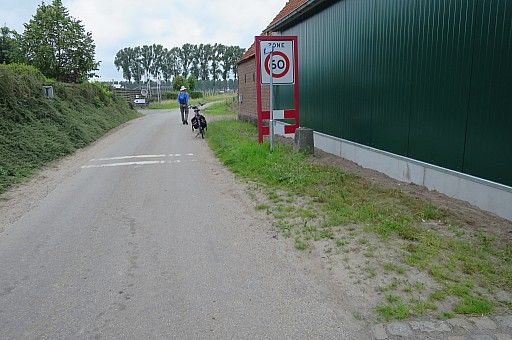 IMG_3894.jpg IMG_3894.jpg