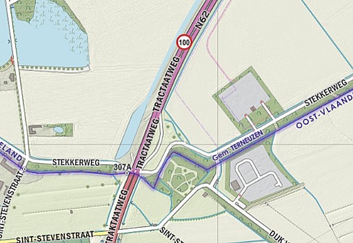 IMG_8243-afbeelding-grensverloop-307e-f-op-opentopo.nl.png